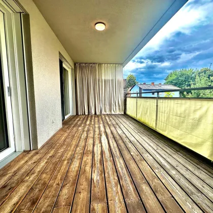 AB SOFORT VERFÜGBAR I SÜDWEST-TERRASSE I BADEWANNE I CARPORT I ST.PETER I NEUBAU I 1. STOCK I ZENTRALE LAGE I SEHR HELL I - Bild 2