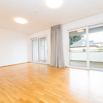 AB SOFORT VERFÜGBAR I SÜDWEST-TERRASSE I BADEWANNE I CARPORT I ST.PETER I NEUBAU I 1. STOCK I ZENTRALE LAGE I SEHR HELL I - Bild 3
