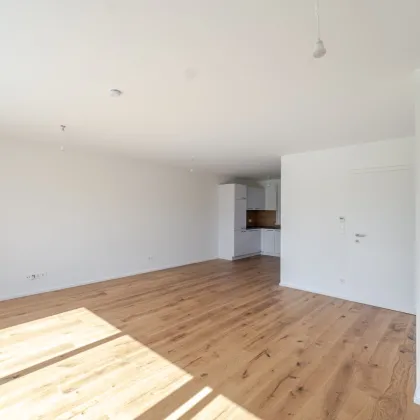 Modernes Wohnen mit Stil – Reihenhaus in Tillmitsch mit Garten & Terrasse - Bild 3
