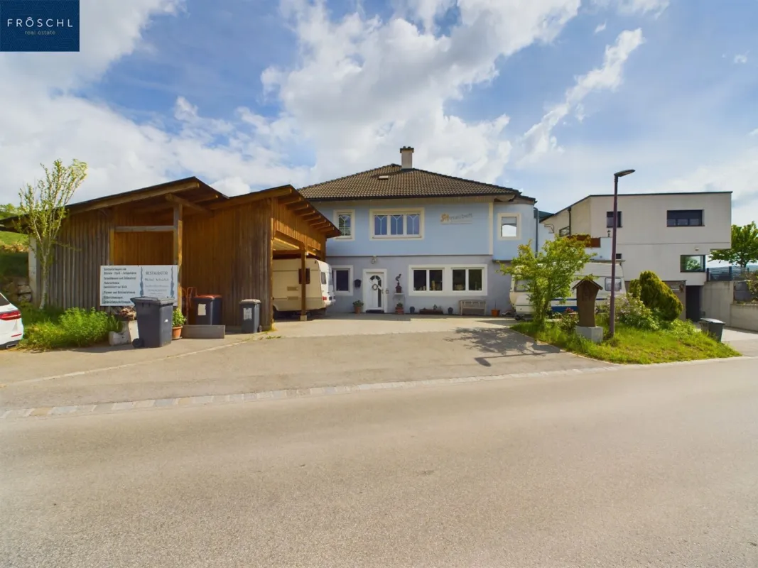 WACHAU Nähe Stift Göttweig - Eggendorf bei Paudorf - Einfamilienhaus mit Garten, Terrasse und Gewerbeflächen - Bild 1