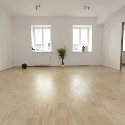 Anlegerhit! Unbefristet vermietetes Büro in beliebter Lage beim Schlossquadrat - Bild 2