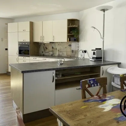 Einfamilienhaus mit Einliegerwohnung 886/1114 - Bild 2