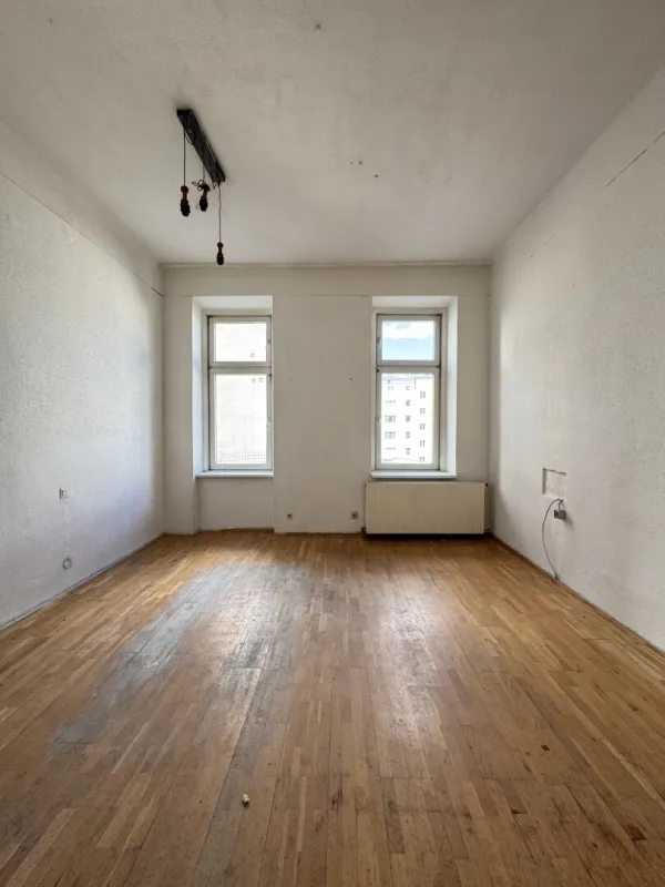Altbauwohnung mit Potenzial in begehrter Lage - Bild 1
