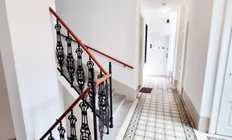 Stark reduziert! Raumwunder - Selbst Gestalten! Sanierungsbedürftige Altbauwohnung! U-Bahn ums Eck + Traumhaft renoviertes Altbauhaus + Optimalste Infrastruktur und Anbindung!