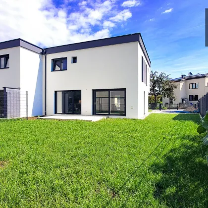 👀Oktober-Aktion*👀 385.000 €, schlüsselfertig. 🏘️Moderne Doppelhaushälfte🏘️ in Wimpassing: Erstbezug mit Garten, Terrasse und viel Platz! ‼️ - Bild 2