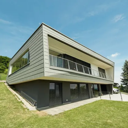 Absolutes Traumhaus in sonniger Ruhe- und Aussichtslage. Ihr neues Zuhause wartet auf Sie! - Bild 2