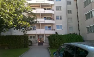 Sonnige 3 Zimmer Balkonwohnung - optional mit Küche!