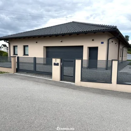 Exzellent gebaut. Technisch auf höchstem Niveau. – 6-Zimmer-Bungalow für anspruchsvolles Wohnen. - Bild 2