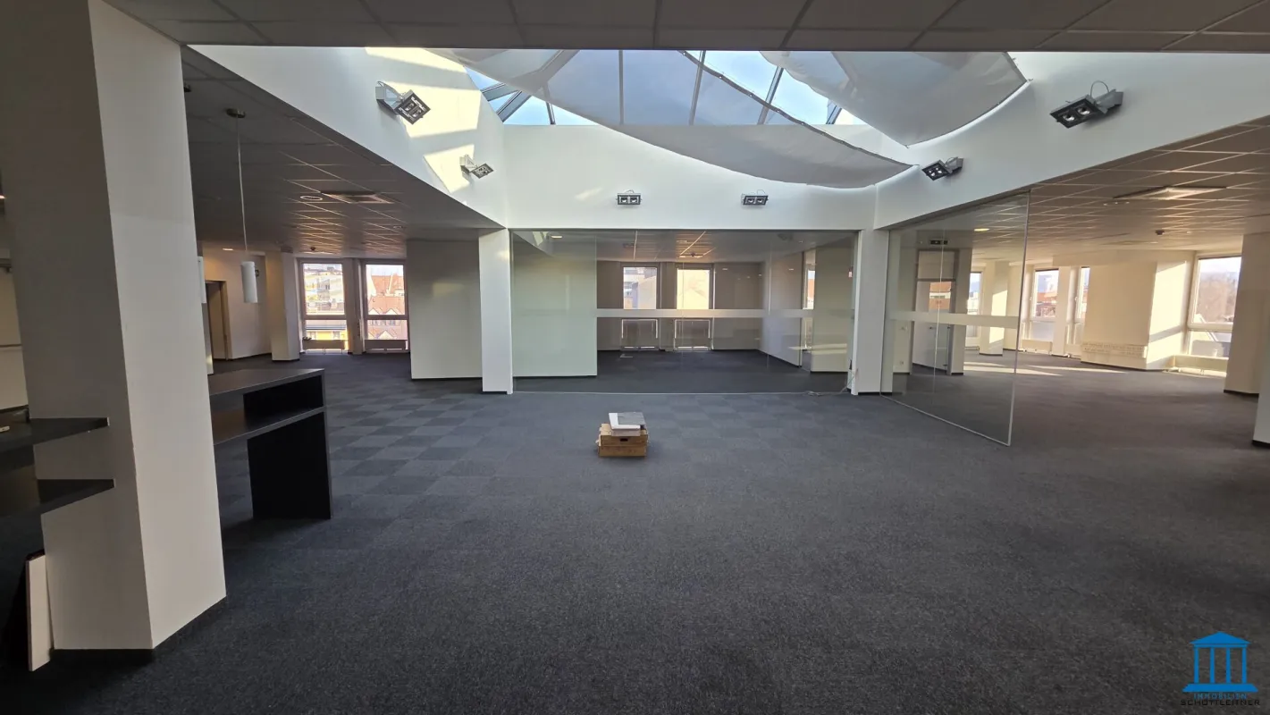 Barrierefreies Büro im 3. LIFT-Stock mit Stadtblick nähe Bahnhof - Bild 1