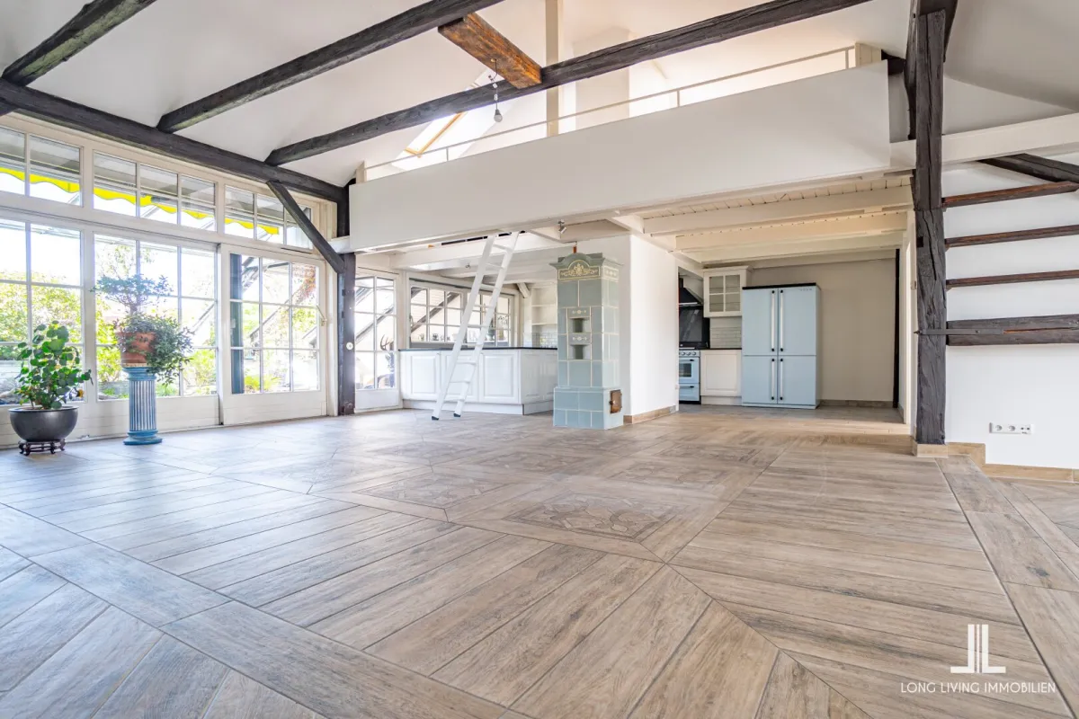 Dachgeschossjuwel im Herz-Jesu-Viertel – Ruhe & Stil über den Dächern von Graz - Bild 1