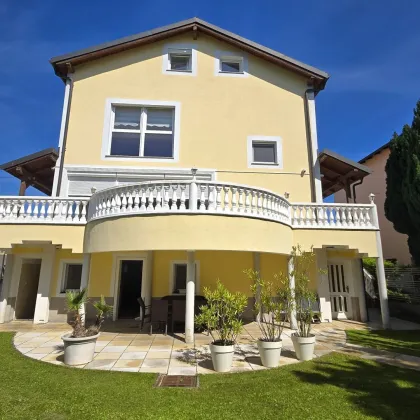 Exklusives Haus in Lanzendorf * Pool * Garage * Sauna * - Bild 2