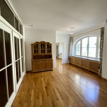 EINZIGARTIG! CHARMANTE ALTBAUWOHNUNG MIT BESONDEREM WOHNFEELING AM RATHAUSPLATZ VON SPITTAL AN DER DRAU! - Bild 3
