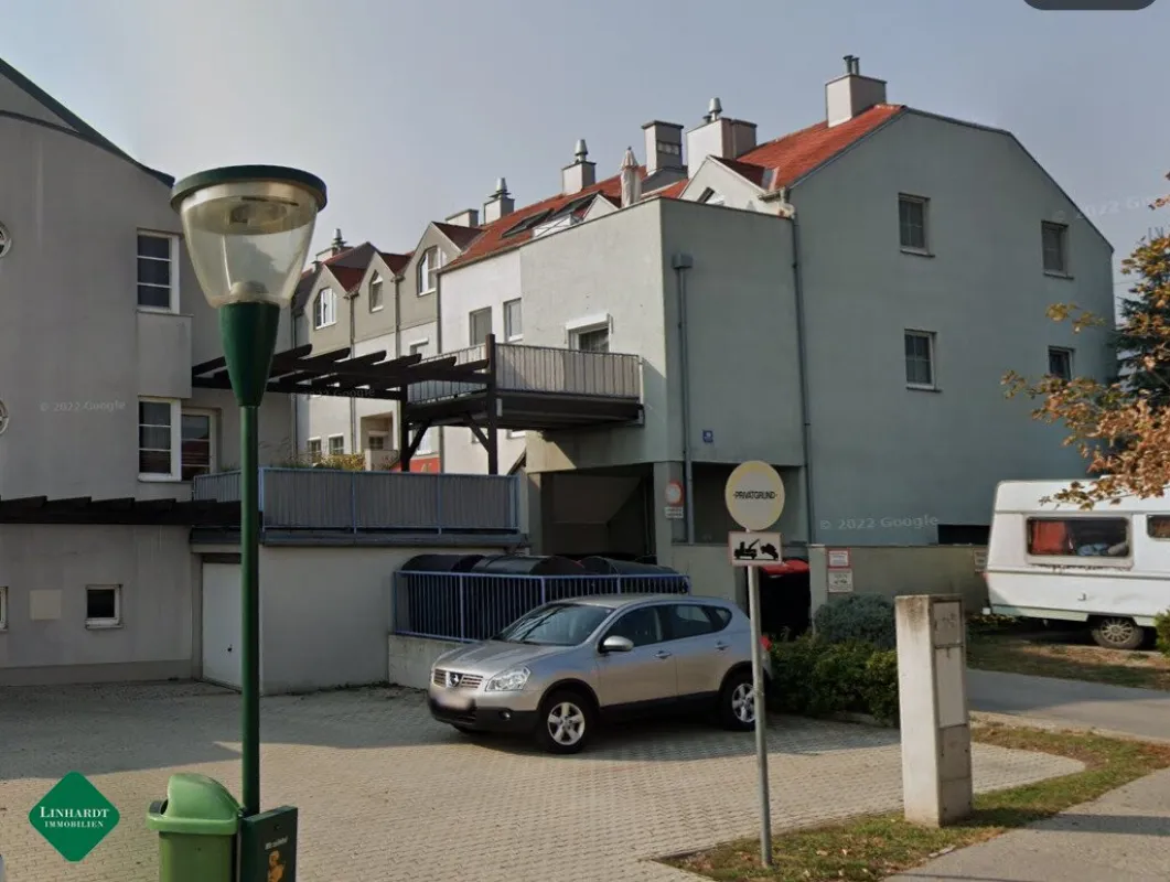 Top 2 Zimmerwohnung,  großzügige Terrasse + Garagenplatz - Bild 1