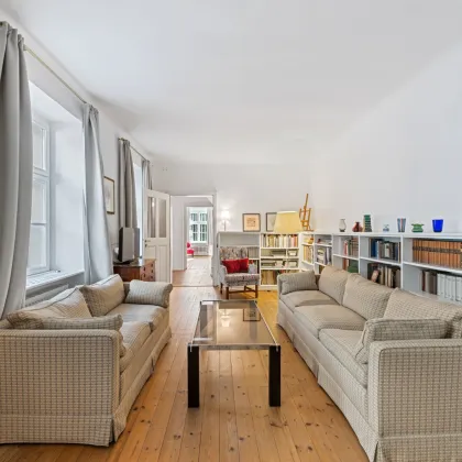 Gepflegtes Stadthaus in Toplage - 7 Zimmer, Garten mit Altbaumbestand und Terrassenflächen laden Sie ein! - Bild 3