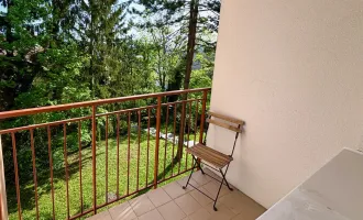 PERFEKT AUFGETEILTE RENOVIERTE WOHNUNG MIT GARAGE ZWISCHEN THERMALBAD UND KURPARK