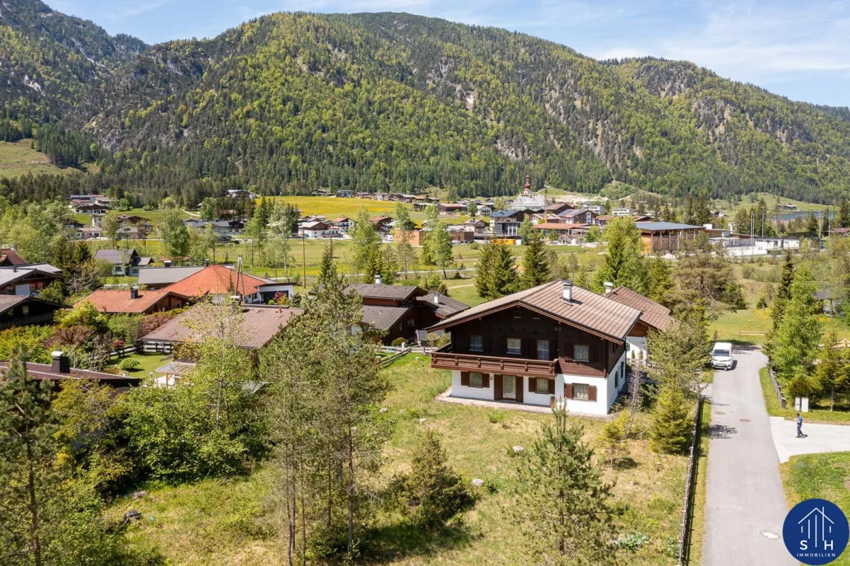 Gepflegtes Einfamilienhaus in bester Lage in St. Ulrich am Pillersee zu verkaufen - Bild 1