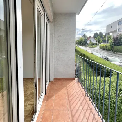 Teilrenovierte 3-Zimmer-Wohnung in Waltendorf! - Bild 2