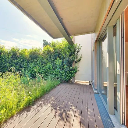 ++NEU++ TOP für Eigennutzer oder Anlage! Hochwertiges klimatisiertes Reihenhaus mit Privatgarten, Terrasse und 1 KFZ-Stellplatz!  Perfekte U-Bahn-Anbindung! - Bild 3