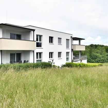 Hochwertige Eigentumswohnung in Ruhelage und zwei Stellplätzen - Bild 2