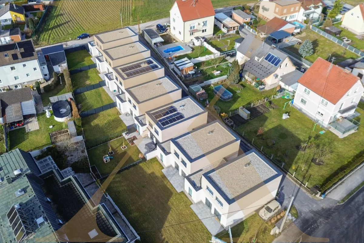 Attraktive Kapitalanlage: Provisionsfreies Niedrigenergie Reihenhaus in Traun zu verkaufen! (H6) - Bild 1