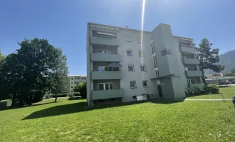 ERSTBEZUG nach Sanierung-3 Zimmer mit Balkon!