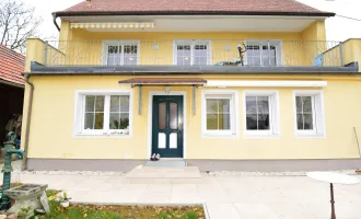 EINFAMILIENHAUS mit atemberaubendem AUSBLICK - Terrasse, Balkon und entzückender Garten mit Obstbäumen