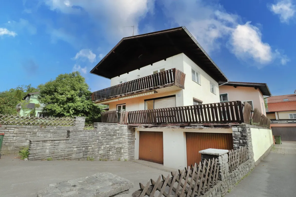 Sanierungsbedürftiges Einfamilienhaus mit großem Garten und einmaligem Blick auf den Untersberg in Hallein-Taxach - Bild 1
