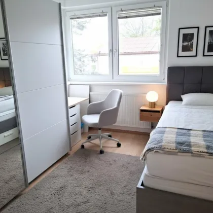 GEMÜTLICHE und HELLE  4 Zimmer-WOHNUNG - LOGGIA -LIFT - Bild 2