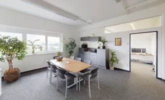 KINDERMANNZENTRUM- Modernes Büro in Leibnitz: Neuwertig, top ausgestattet, ideal für Ihre Firma
