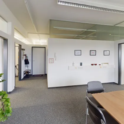 KINDERMANNZENTRUM- Modernes Büro in Leibnitz: Neuwertig, top ausgestattet, ideal für Ihre Firma - Bild 2