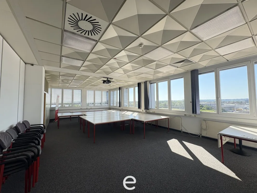 Moderne Bürofläche mit Lager-/Abstellräumen in Marchtrenk - Bild 1