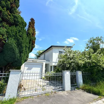 GREEN LIVING - EXKLUSIVE VILLA IN RUHELAGE MIT SANIERUNGSPOTENZIAL & RIESEN GARTEN! - Bild 2
