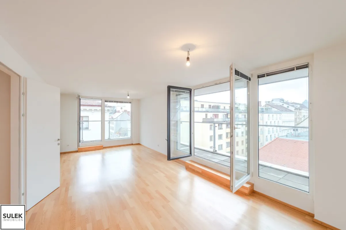 *** Dachgeschoßgenießer aufgepasst *** 4 Zimmer zentral begehbar in der Zieglergasse 50 *** - ab sofort - Bild 1