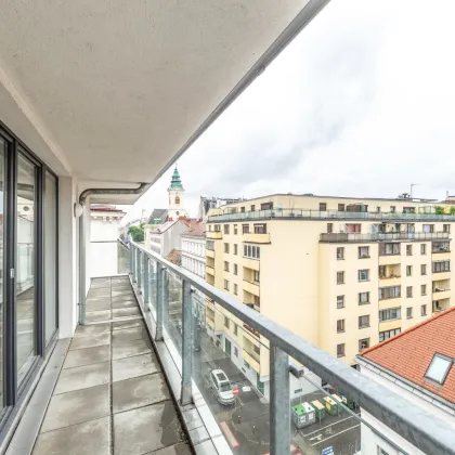 *** Dachgeschoßgenießer aufgepasst *** 4 Zimmer zentral begehbar in der Zieglergasse 50 *** - ab sofort - Bild 3