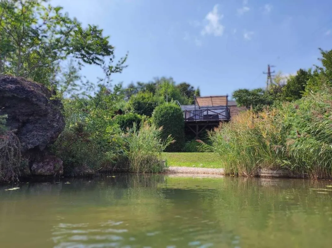 Neufelder See IIIa - Ferienhaus auf Mietgrund - Direkt am See - Eigene Bucht - Bild 1