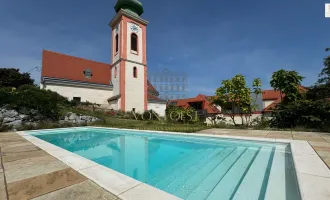 EINZIGARTIGES PENTHOUSE mit TERRASSE, PRIVATEM GARTEN UND POOL - RESIDIEREN AM FREIHOF im Herzen der Weinberge - Historischer Charme kombiniert mit dem Zeitgeist der Moderne
