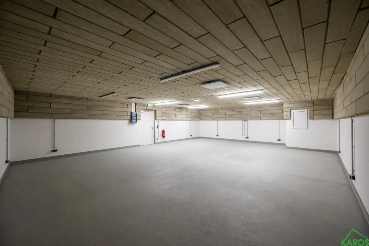 85 m² LAGER *ERSTBEZUG* - Bild 1