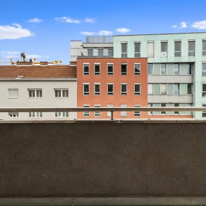 Tolle 2-Zimmer Wohnung mit Balkon & ganz neue Küche ! Verkehrsgünstig gelegen ! UNBEFRISTET ! - Bild 2
