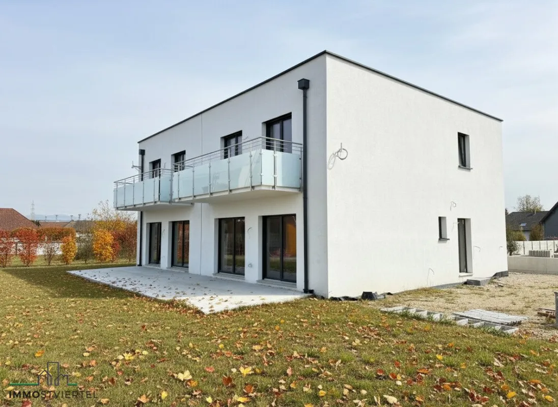 Neue Doppelhaushälfte mit Carport nur noch 2 verfügbar!! - Bild 1