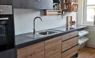 Helle 3 -Zimmer Wohnung mit Loggia