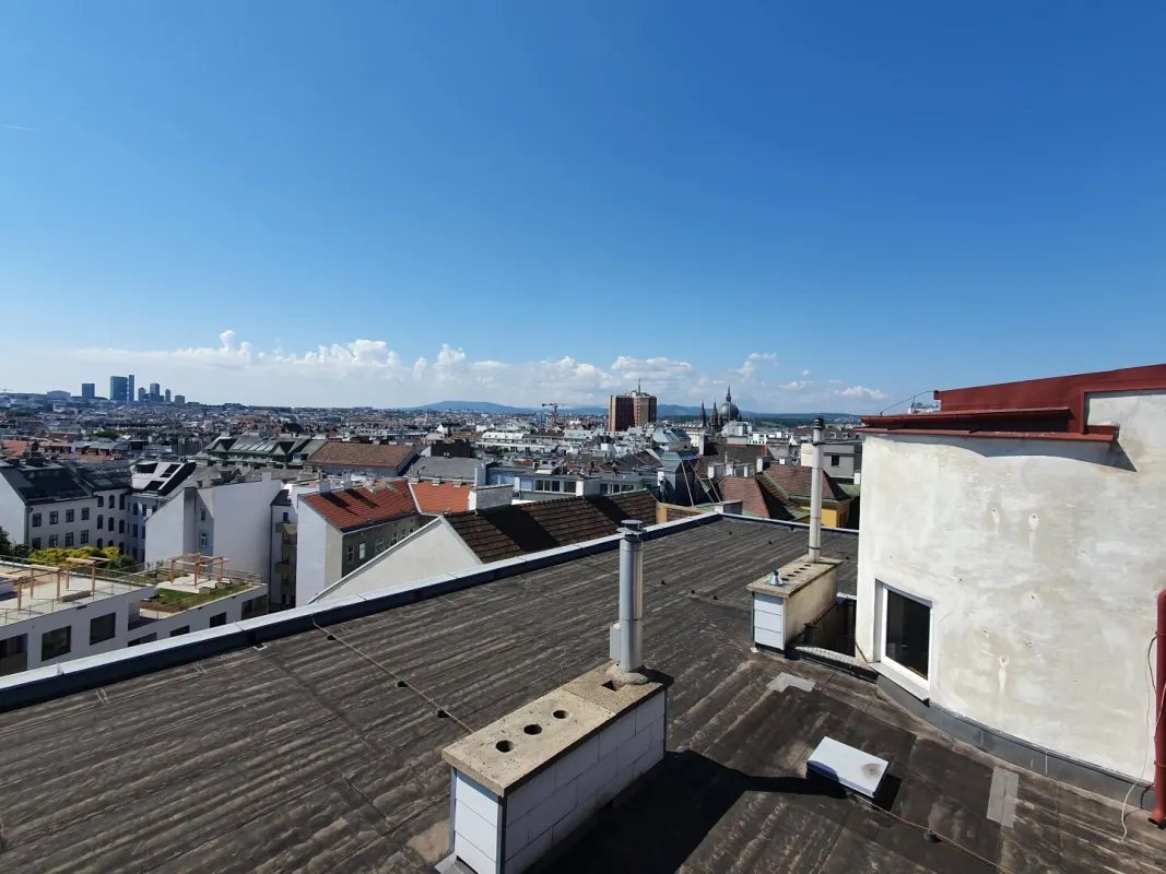 Attraktive 2 Zimmer Dg-Wohnung mit Terrasse und wunderbarem Ausblick - Mariahilfer Straße - Bild 1
