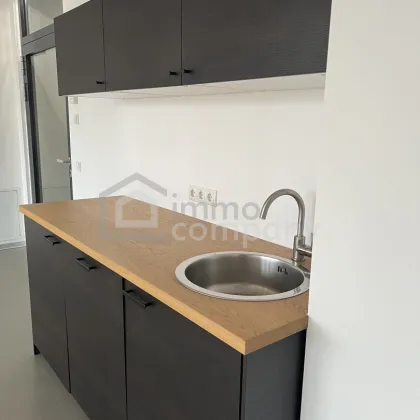 Modernes Büro mit Dachterrasse und Weitblick – 68 m² im 3. Obergeschoss - Bild 2