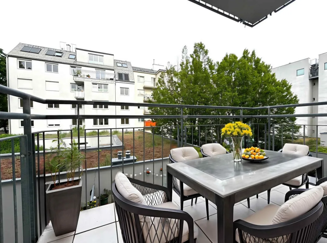 Hübsches 2-Zimmer Eigentum mit Balkon in Ottakring! Garagenplatz optional! - Bild 1