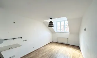 Helle Dachgeschosswohnung (Lift vorhanden!) mit perfektem Grundriss – Altbau trifft Komfort