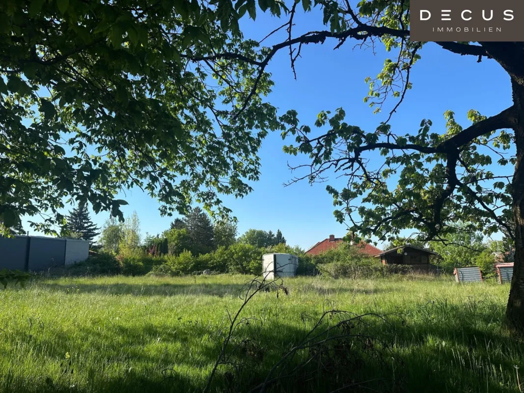 Ruhiges Baugrundstück mit Entwicklungspotenzial –  926 m² nahe Wien & Wienerwald - Bild 1
