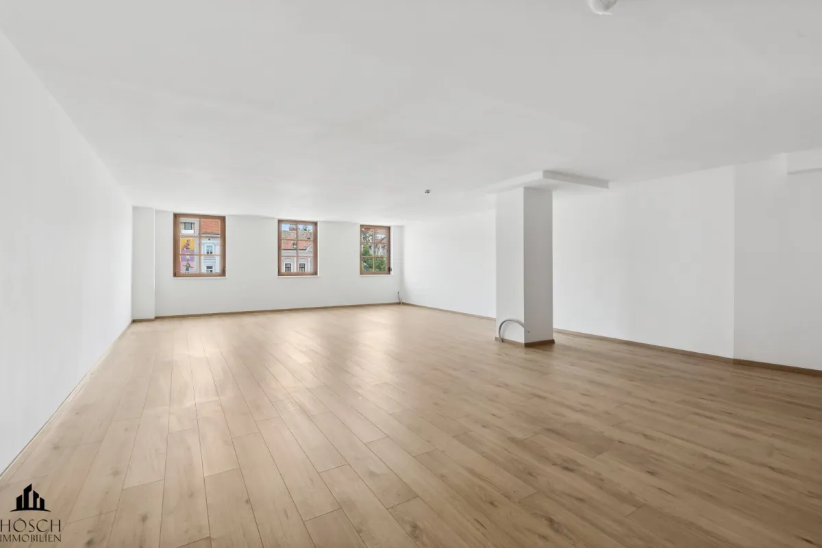 Der HOLLERHOF – Ihr neuer Bürostandort im Zentrum von Hollabrunn - Bild 1