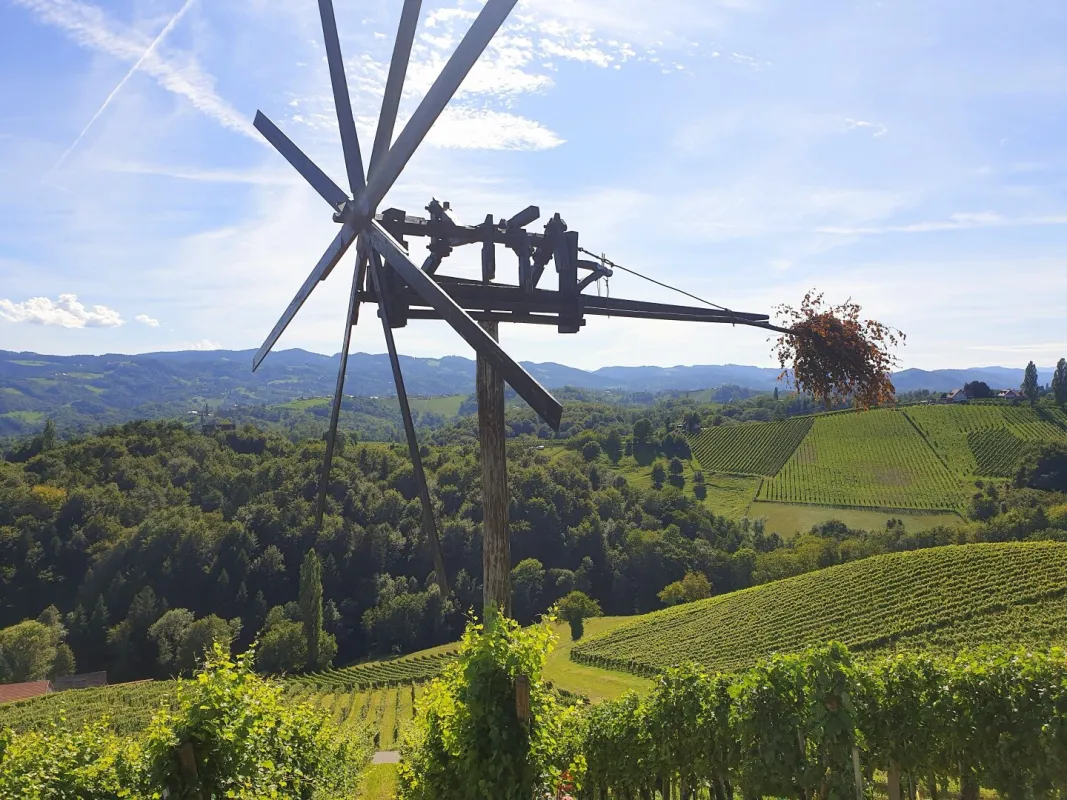 Wundervolles Anwesen mit vielseitigen Nutzungsmöglichkeiten - mitten in der südsteirischen Toskana! - Bild 1