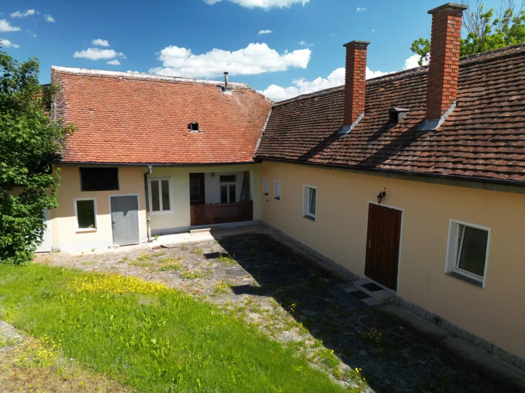 Sanierungsbedürftiges Haus mit viel Potenzial in Großpetersdorf - Bild 1