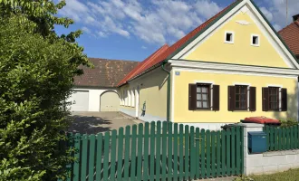 Oberdorf: Gepflegtes Wohnhaus mit 2 Garagen und ebenen Garten