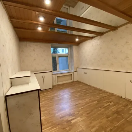 Hofruhelage - 81 m² - 3 Zimmer-Altbauwohnung - sanierungsbedürftig - mit 65 m² Eigengarten - Bild 3